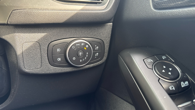 Ford Focus 1.0 EcoBoost Hybrid mHEV 155 ST-Line X Edition 5dr Petrol Hatchback